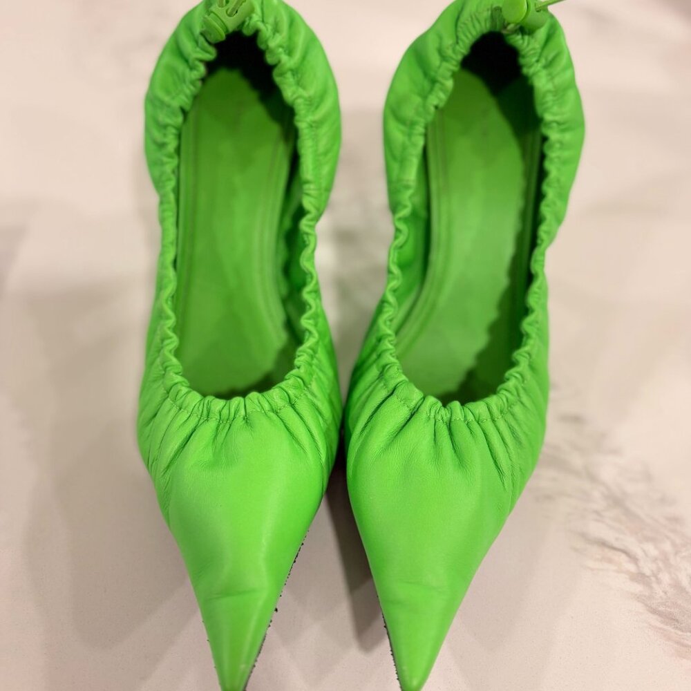 Balenciaga Scrunch Knife Pumps